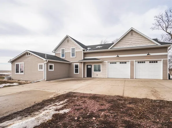 2540 510th St, Le Mars, IA 51031