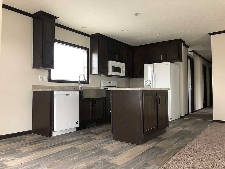 1st image of 2084 Ida Dr #75