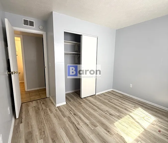 2598 Ferguson Rd #3 — Photo 5