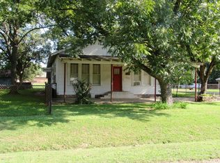 271 W Joyner St, Ashdown, AR 71822