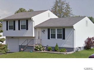 5973 Alastair Dr, Cicero, NY 13039