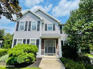 15 Mountain Dr, Selinsgrove, PA 17870