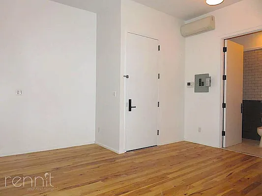 Rented by Rennit Inc. | media 40