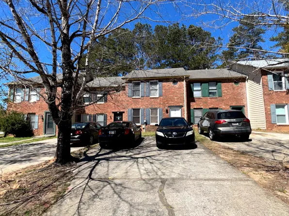 8023 Creekstone Way, Riverdale, GA 30274