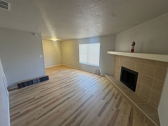 2nd image of 2800 W 4th St APT C