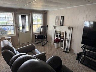 3rd image of 15A Douglas Dr