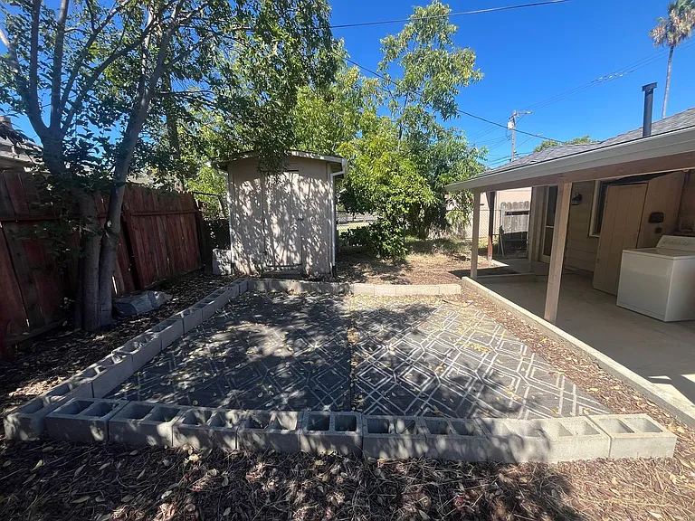 406 Niles Ave — Photo 20