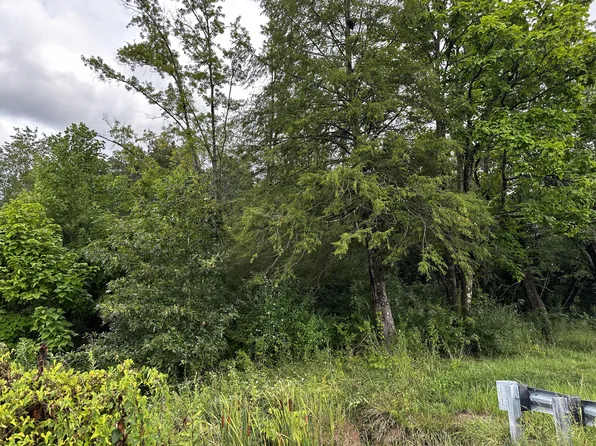 4184 Highway 490, East Bernstadt, KY 40729