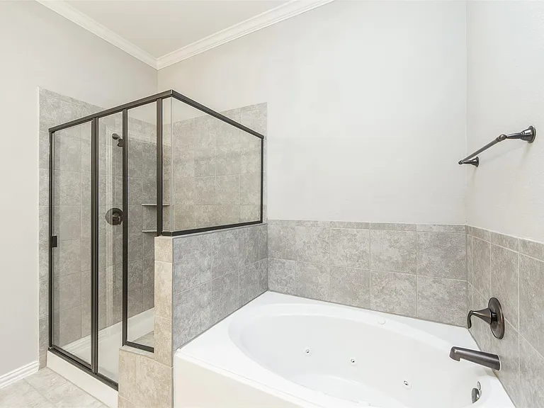 17919 Banbury Green Ln — Photo 18