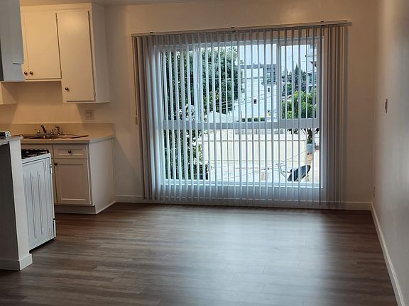 5th image of 12316 Pacific Ave APT 11