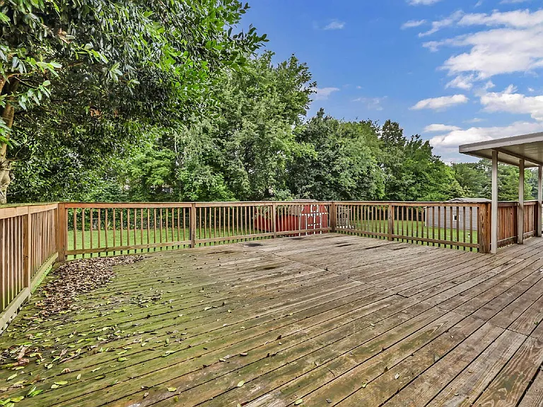 409 Christopher Dr — Photo 26