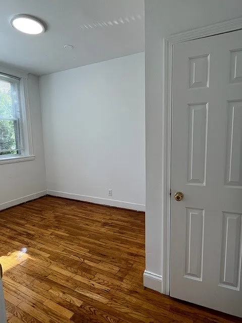 1 bed, 400 sqft, $2,800 — Photo 2