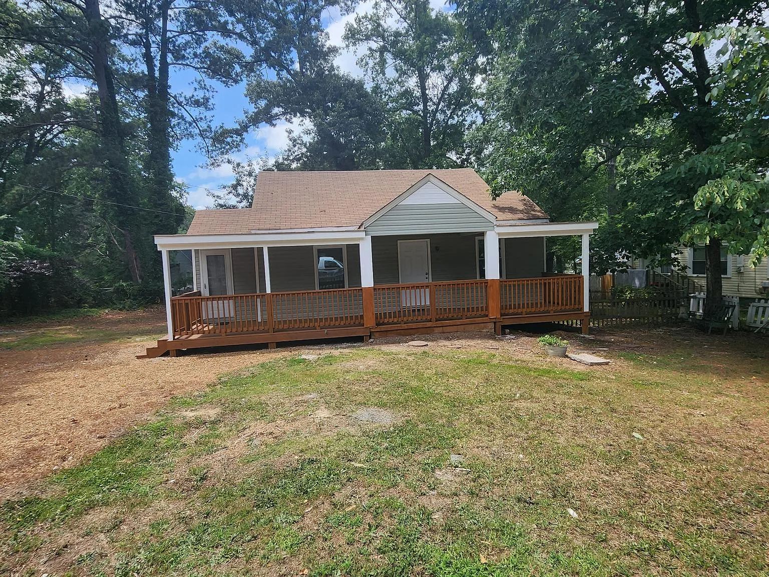 2 bed, 830 sqft, $1,200 — Photo 1