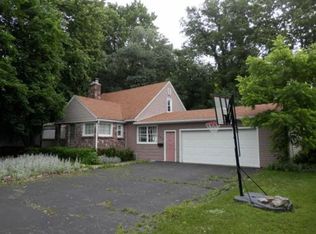 300 Wood Rd, Rochester, NY 14626