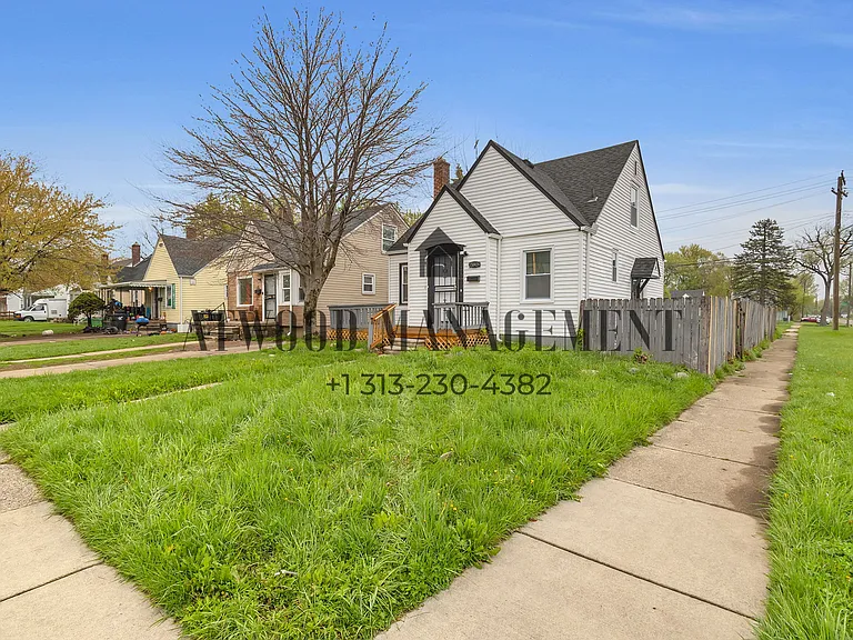 15909 Maddelein St — Photo 15
