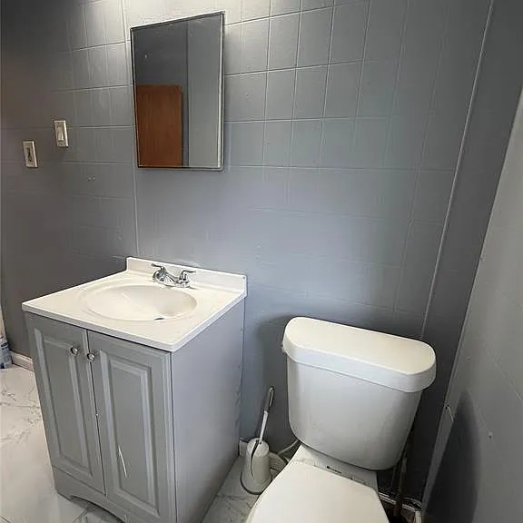 1441 W Euclid St — Photo 14