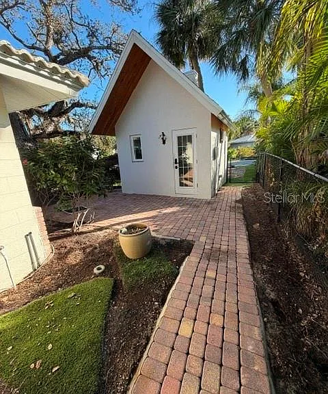 605 Lotus Ln — Photo 36