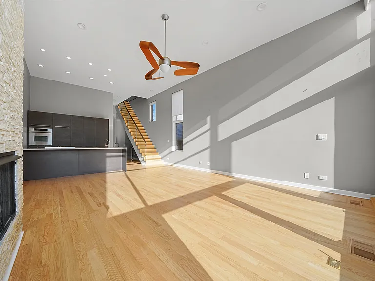 1541 N Bosworth Ave #PENTHOUSE — Photo 23
