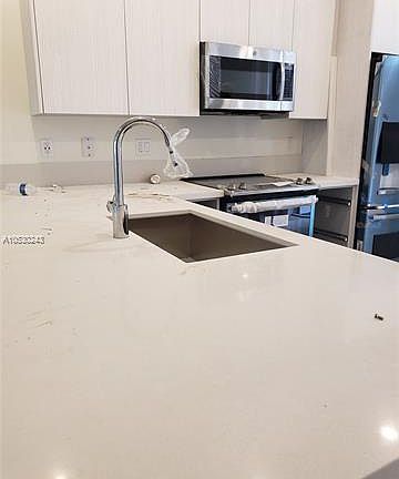 3rd image of 10229 NW 64th Ter