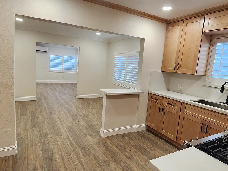 7326 Bear Ave — Photo 8