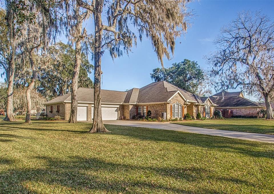 1st image of 118 Pleasant Valley Dr
