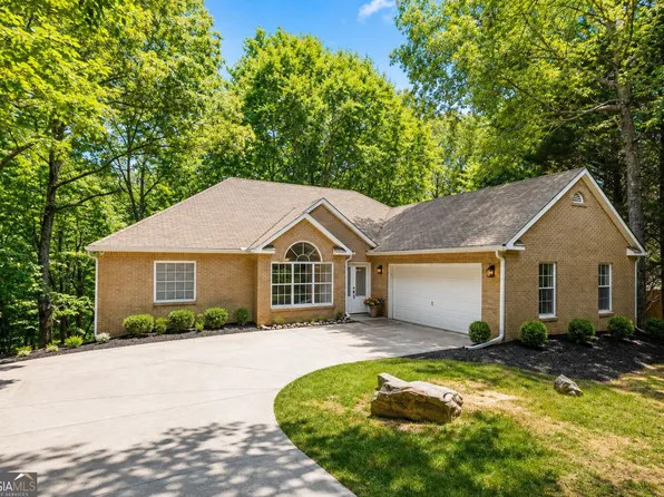 305 Michael Cir, Canton, GA 30114