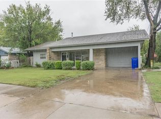 1010 N Berry Rd, Norman, OK 73069