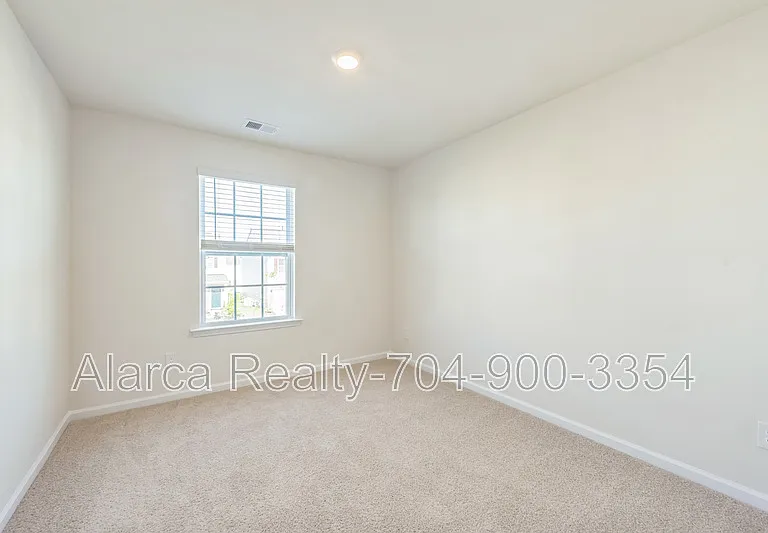 14220 Wilson Mac Ln — Photo 10