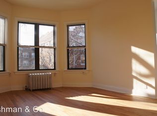 2615-21 N Spaulding #1W, Chicago, IL 60647