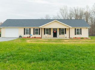 3235 S Grundy Quarles Hwy, Gainesboro, TN 38562
