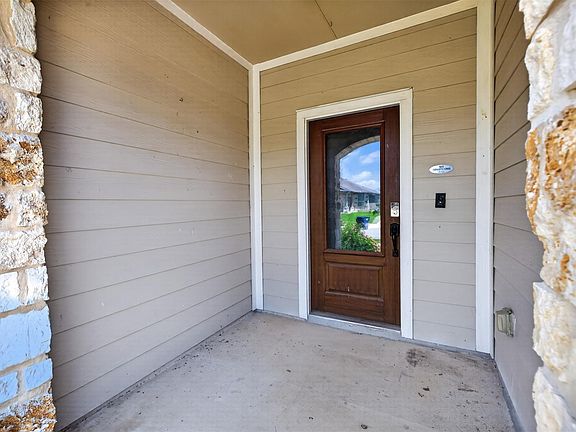 3rd image of 428 Agave Flats Dr