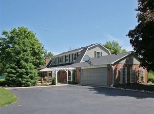 271 Eager Rd, Howell, MI 48843