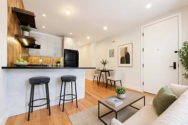 945 Herkimer Street, #3A