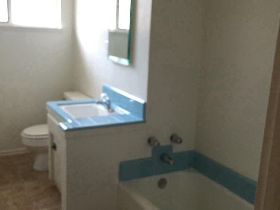 Main Bathroom VERY Clean