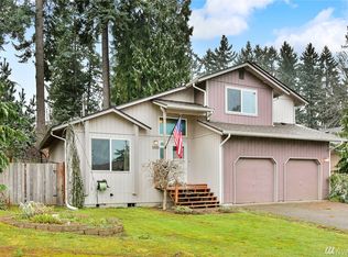 1000 NE Regal Ct, Bremerton, WA 98311