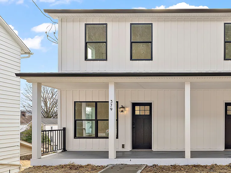 379 Beaver Street, Leetsdale
