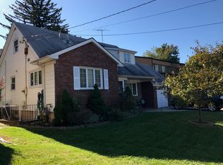 30 Waldron Ave, Staten Island, NY