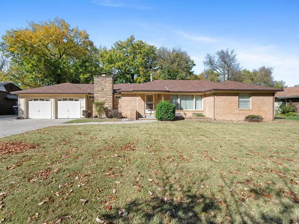 2616 E Clover Ln, Wichita, KS 67216
