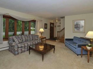 217 Hemlock Ct, South Milwaukee, WI 53172