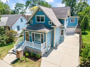 817 Rogers St, Downers Grove, IL 60515