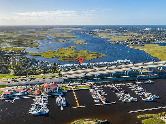 4th image of 2330 Beach Blvd