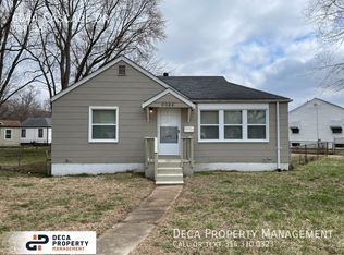 6044 Cascade Dr, Saint Louis, MO 63134