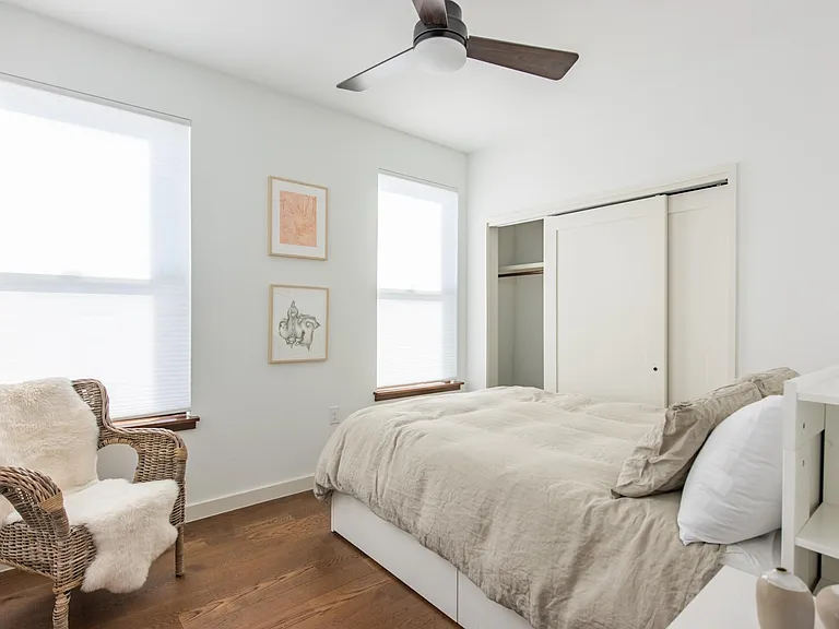 2707 Francisco St — Photo 7