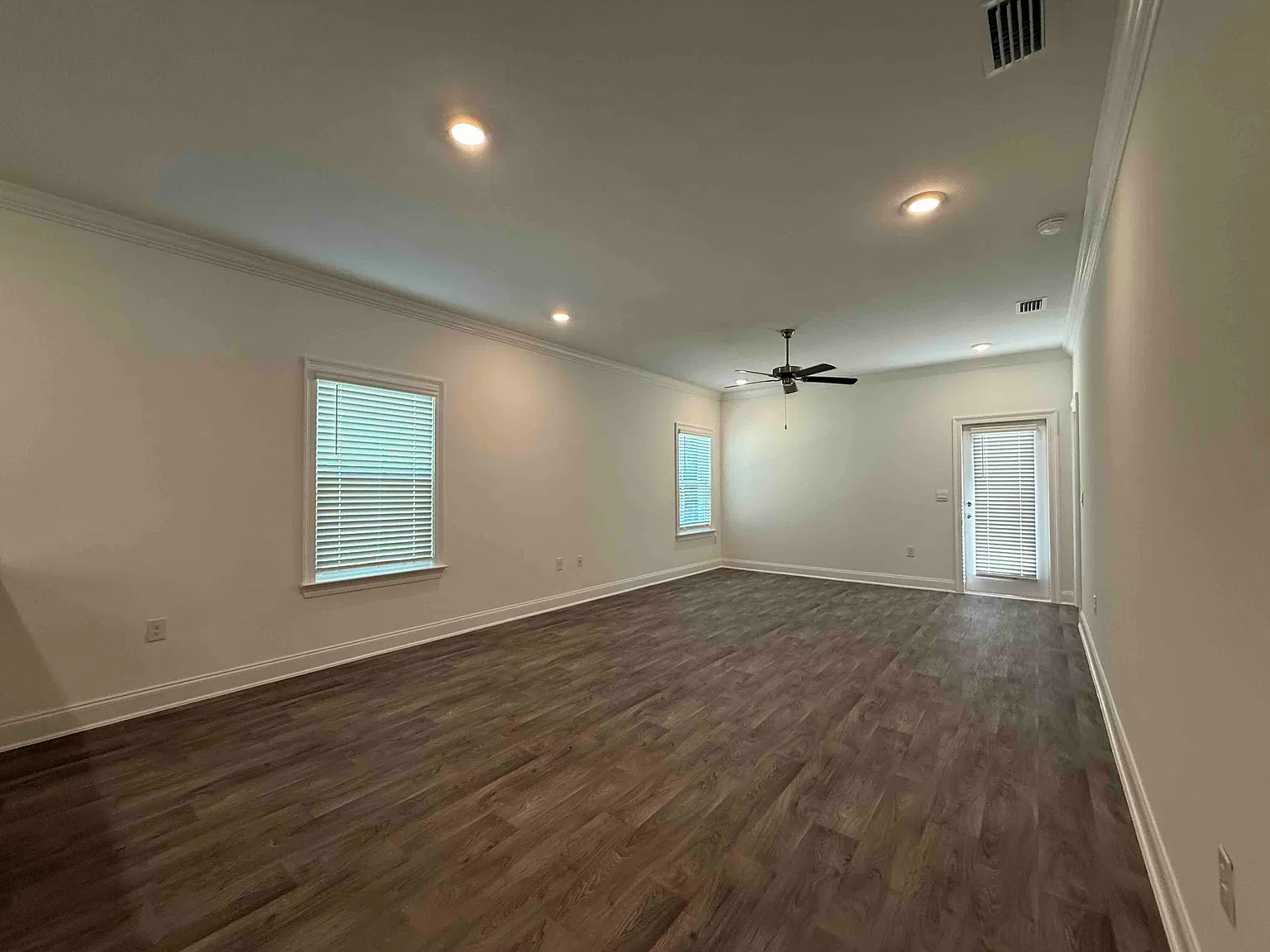 Available Now! 4 Bedroom / 2 Bath In Spanish Fort!! — Photo 4