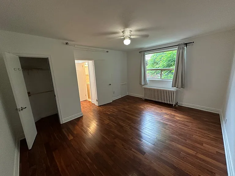 16 Church St E #8 — Photo 19