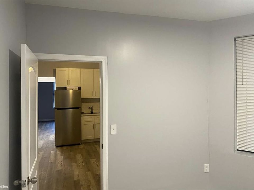 DC80CAA0-EE0A-4DBB-A095-A549256E81CD