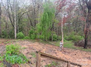 1066 Holbert Rd, Hendersonville, NC 28791