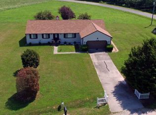 166 Harbor Dr, Reedville, VA 22539