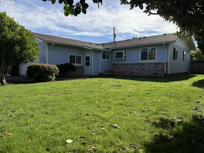 221 Musser St, Brookings, OR, 97415