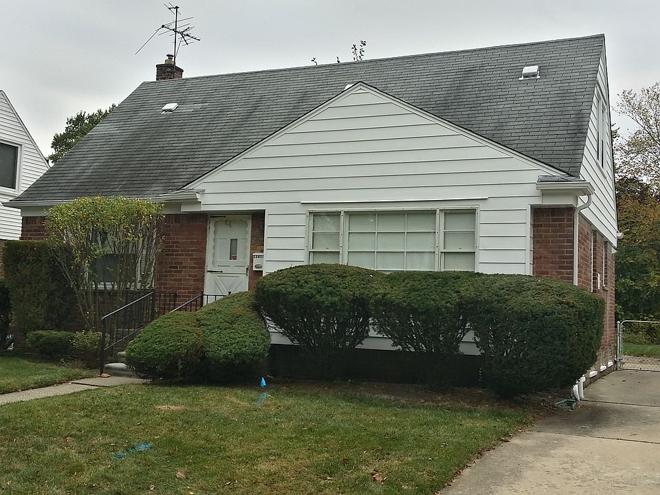 1st image of 23025 Church St